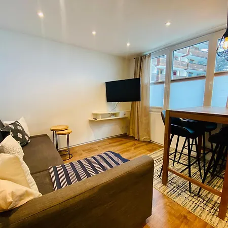 Cosy Modern With Balcony And Matterhorn View Апартаменти Церматт