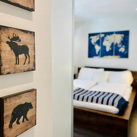 Cosy Modern With Balcony And Matterhorn View * ツェルマット