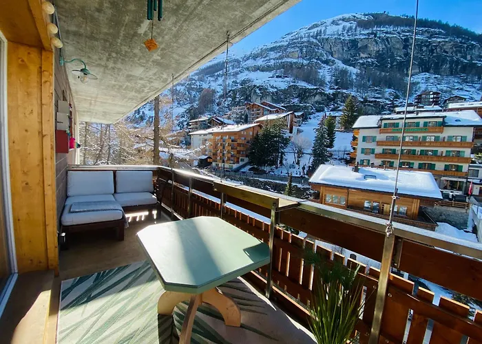 Cosy Modern With Balcony And Matterhorn View *